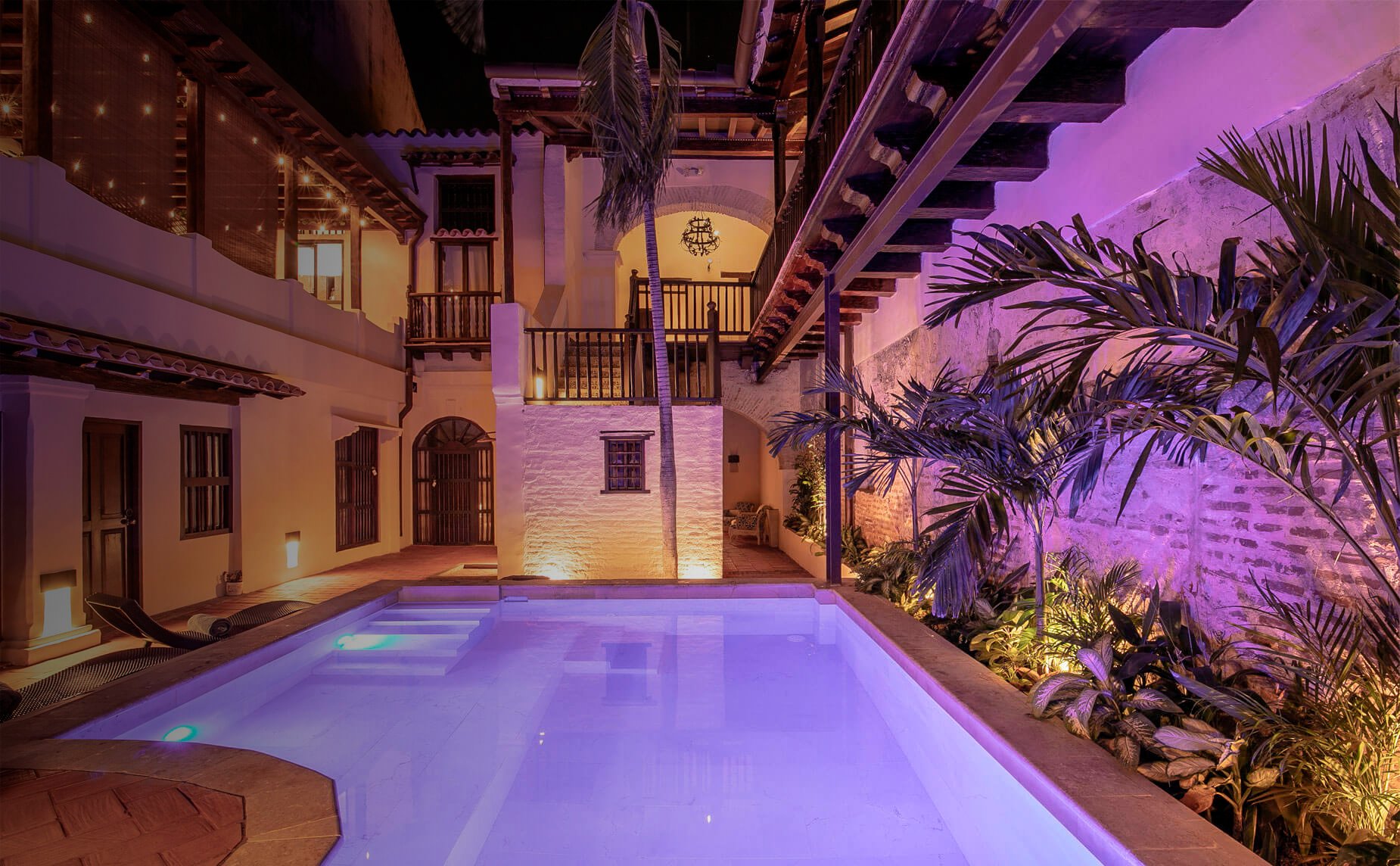 rental houses for bachelor parties in colombia