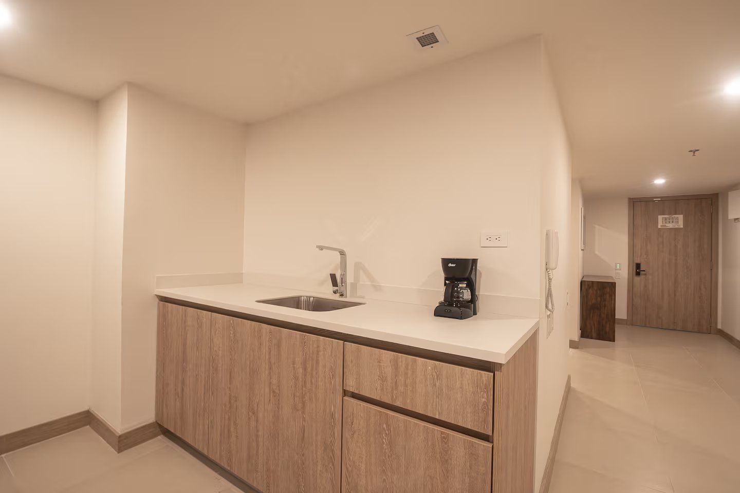Calm Apartment (10)