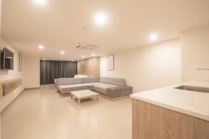 Calm Apartment (12)