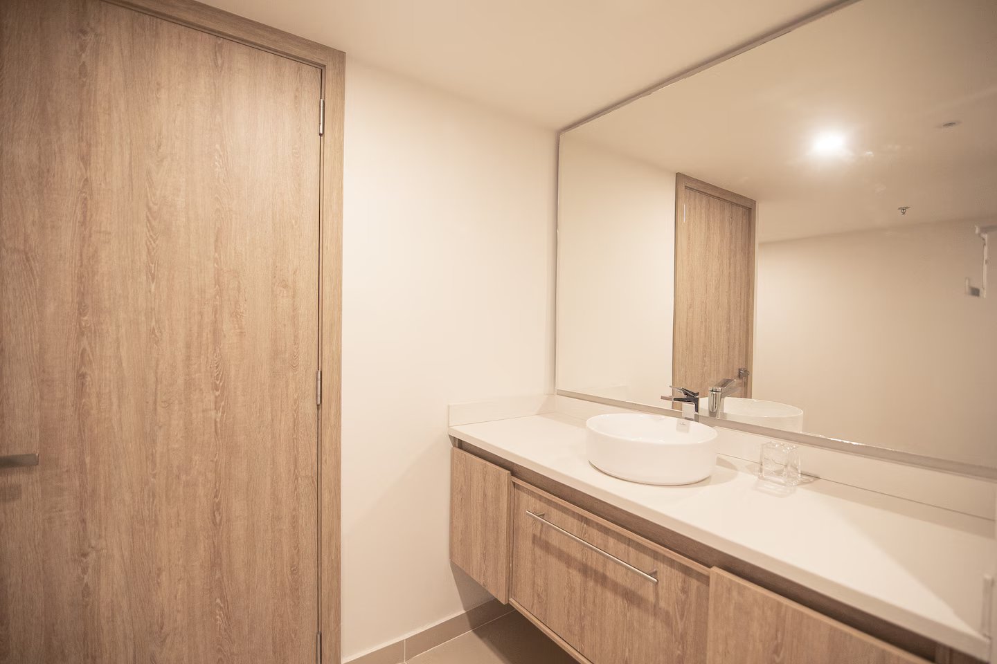 Calm Apartment (4)