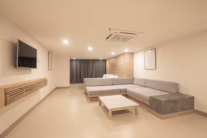 Calm Apartment (7)