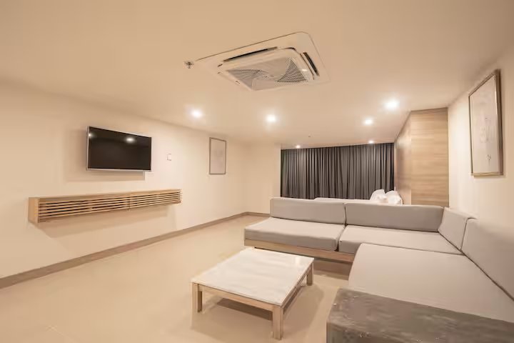 Calm Apartment (9)