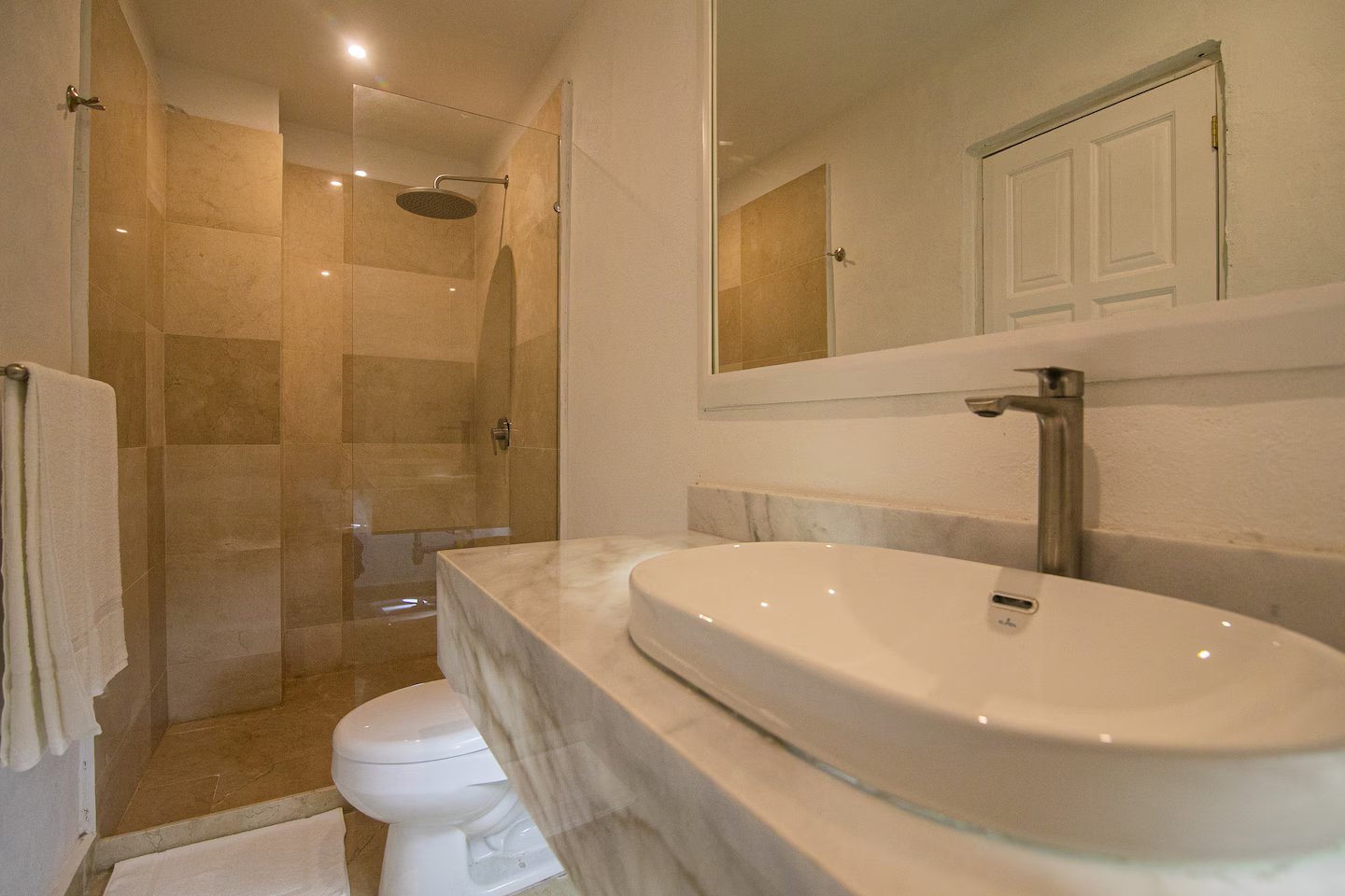Cuartel House (18)