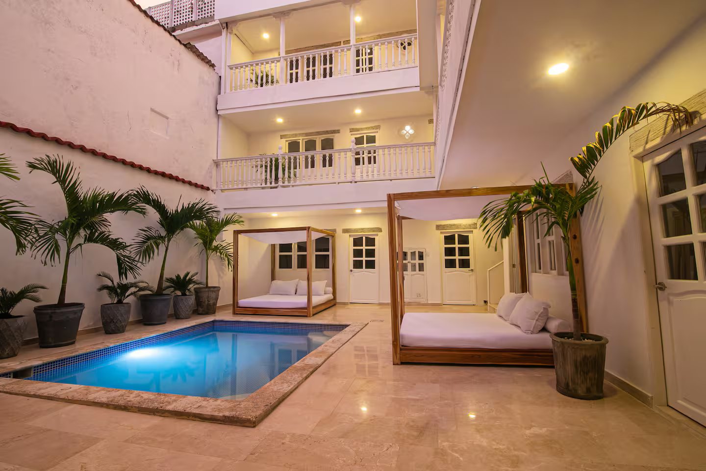 Cuartel House (2)