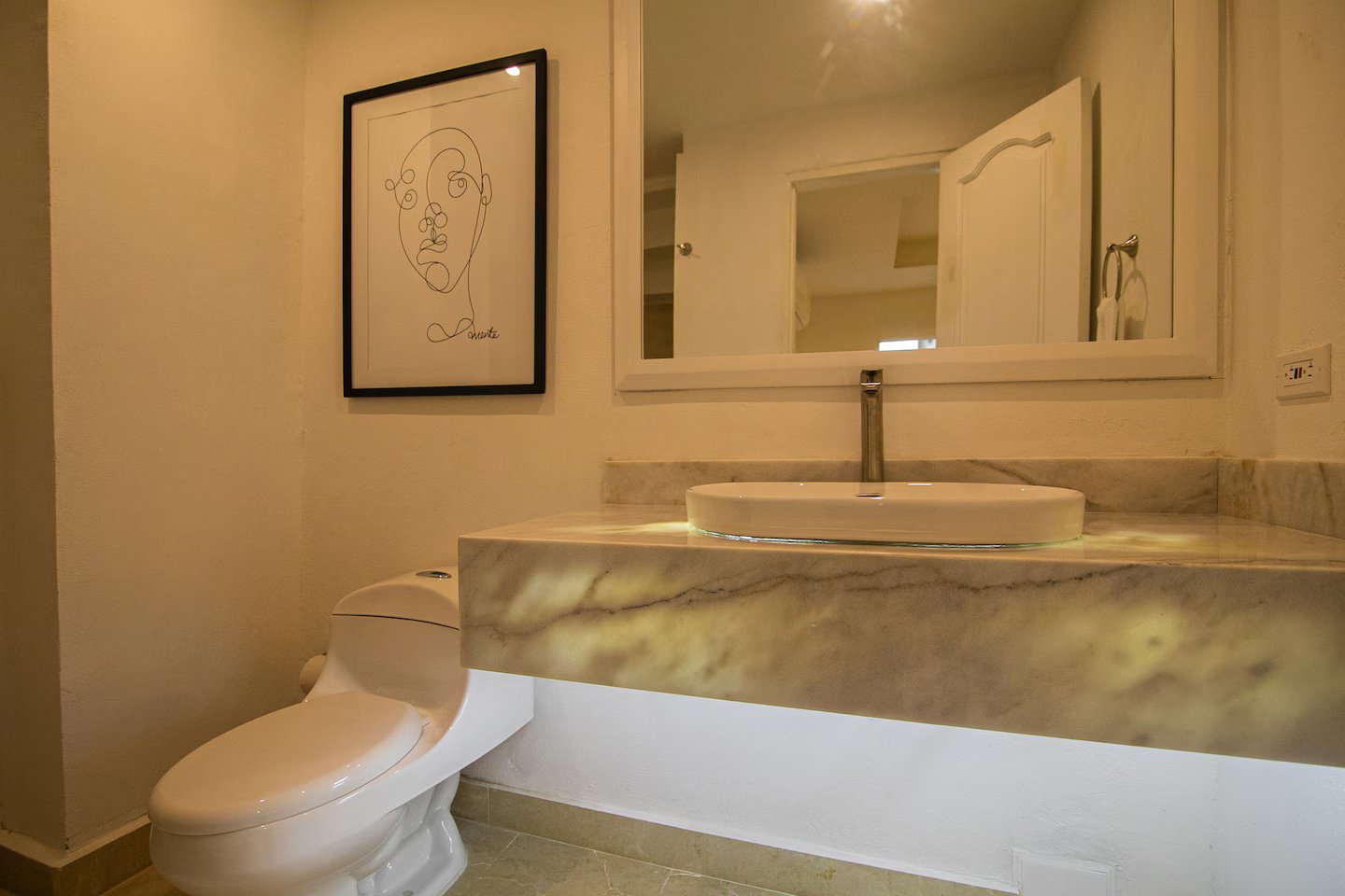 Cuartel House (3)