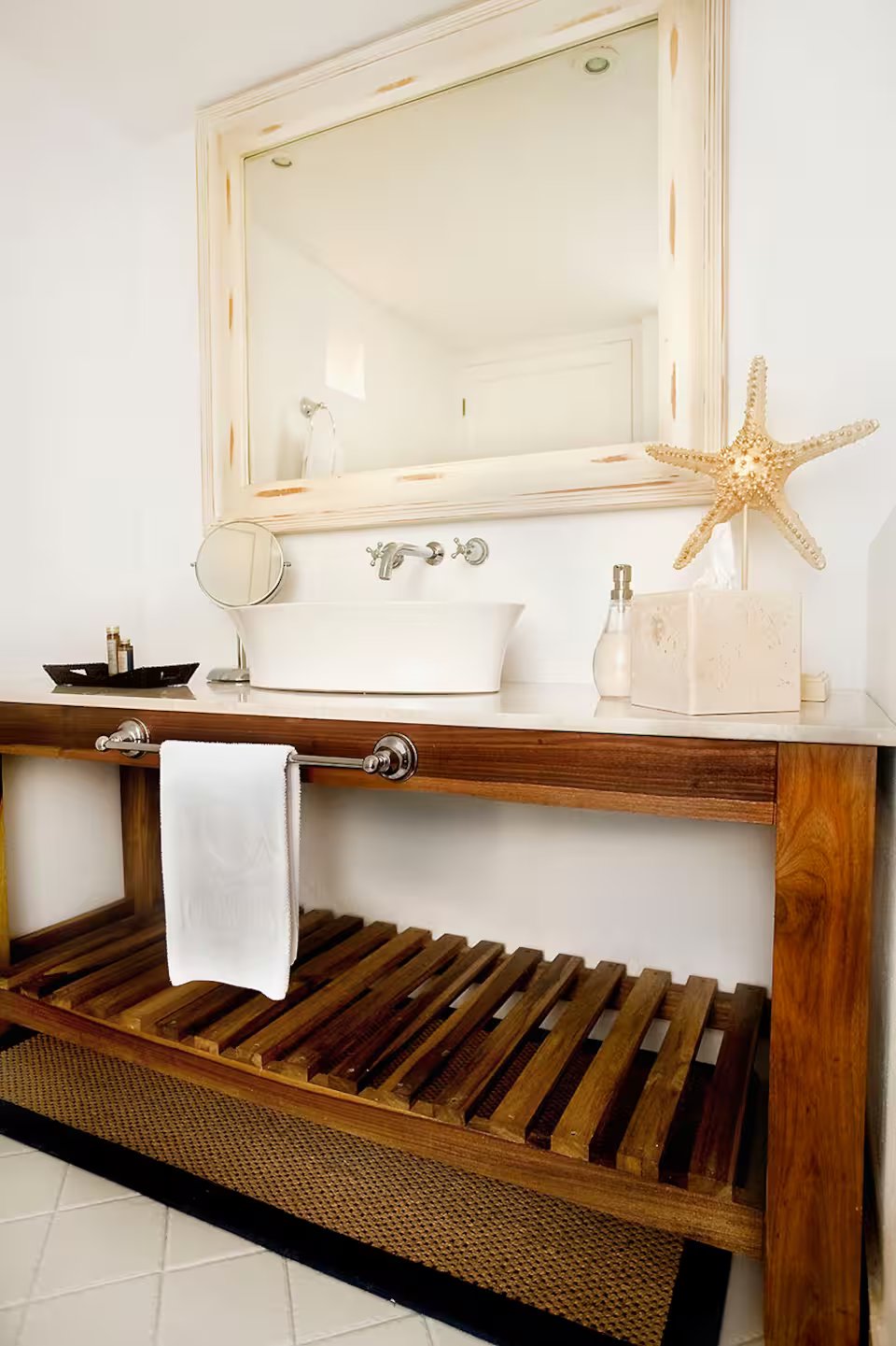 Guadalupe House (29)