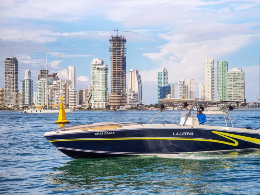 yacht rental cartagena