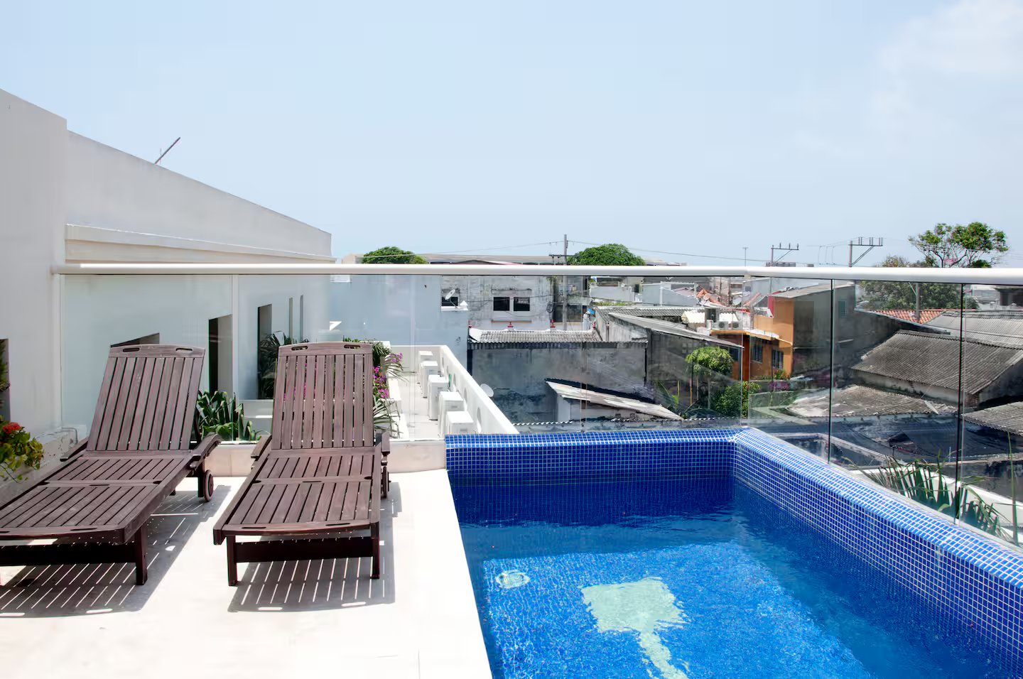 San Diego Suites (1)