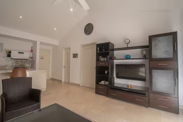 San Diego Suites (12)