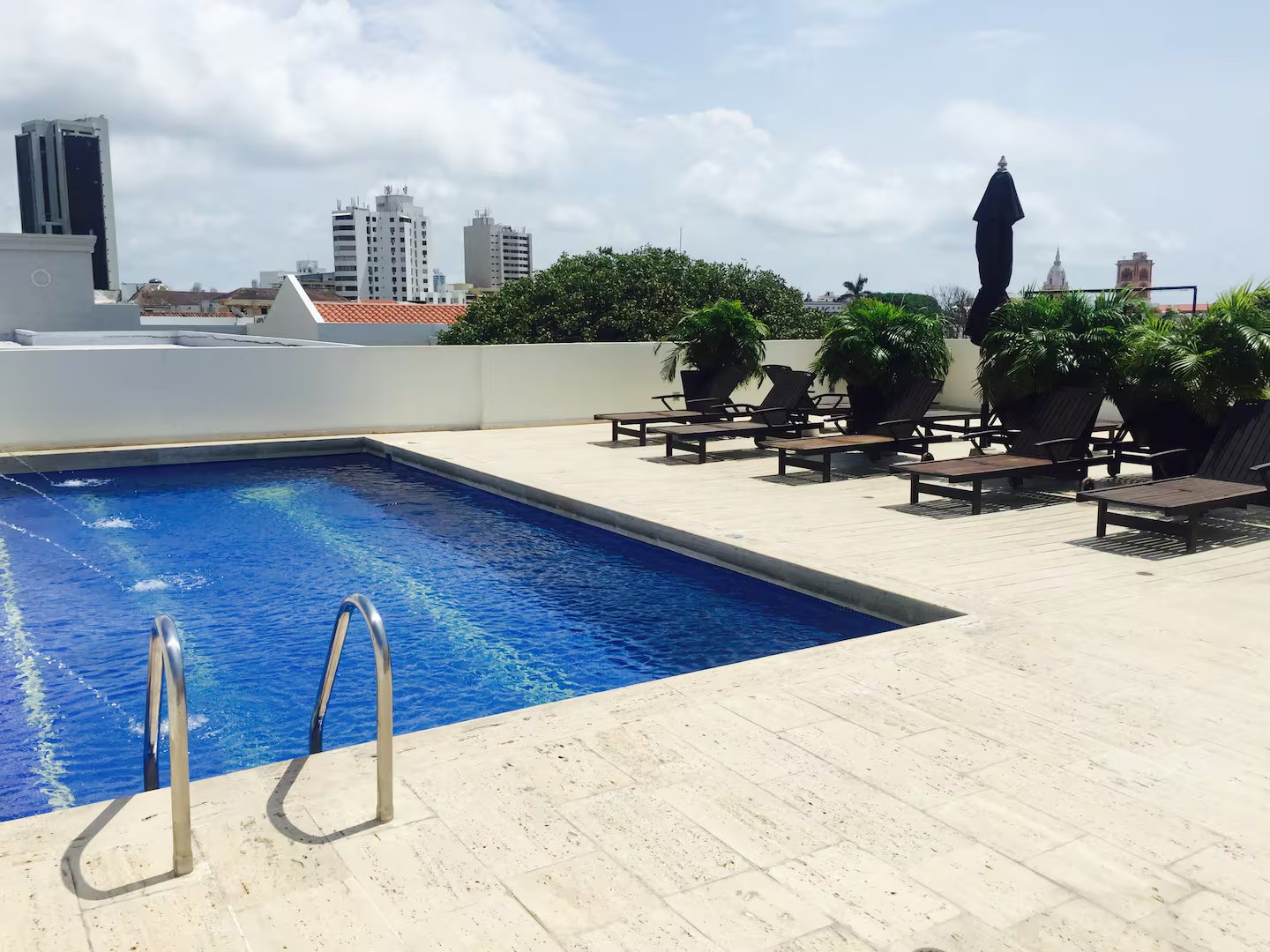 San Diego Suites (14)