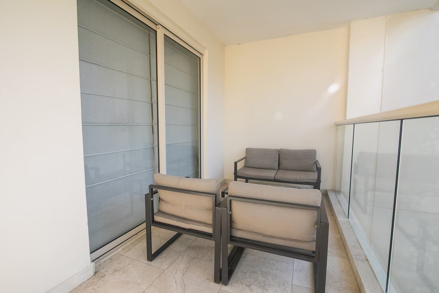 San Diego Suites (4)