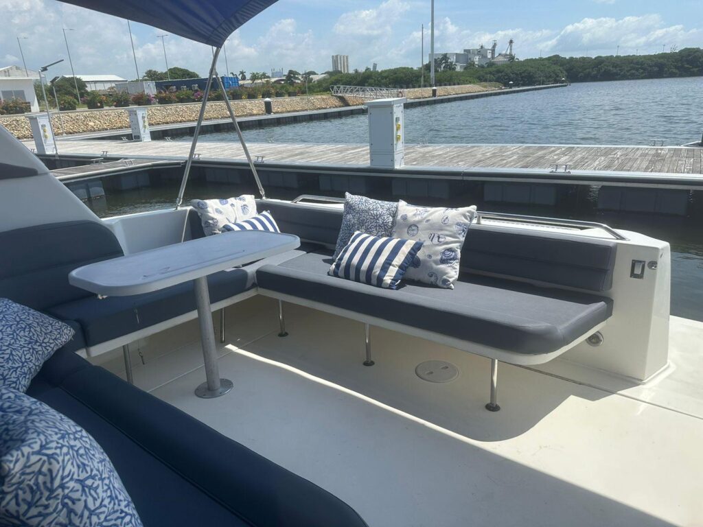 yacht rental cartagena